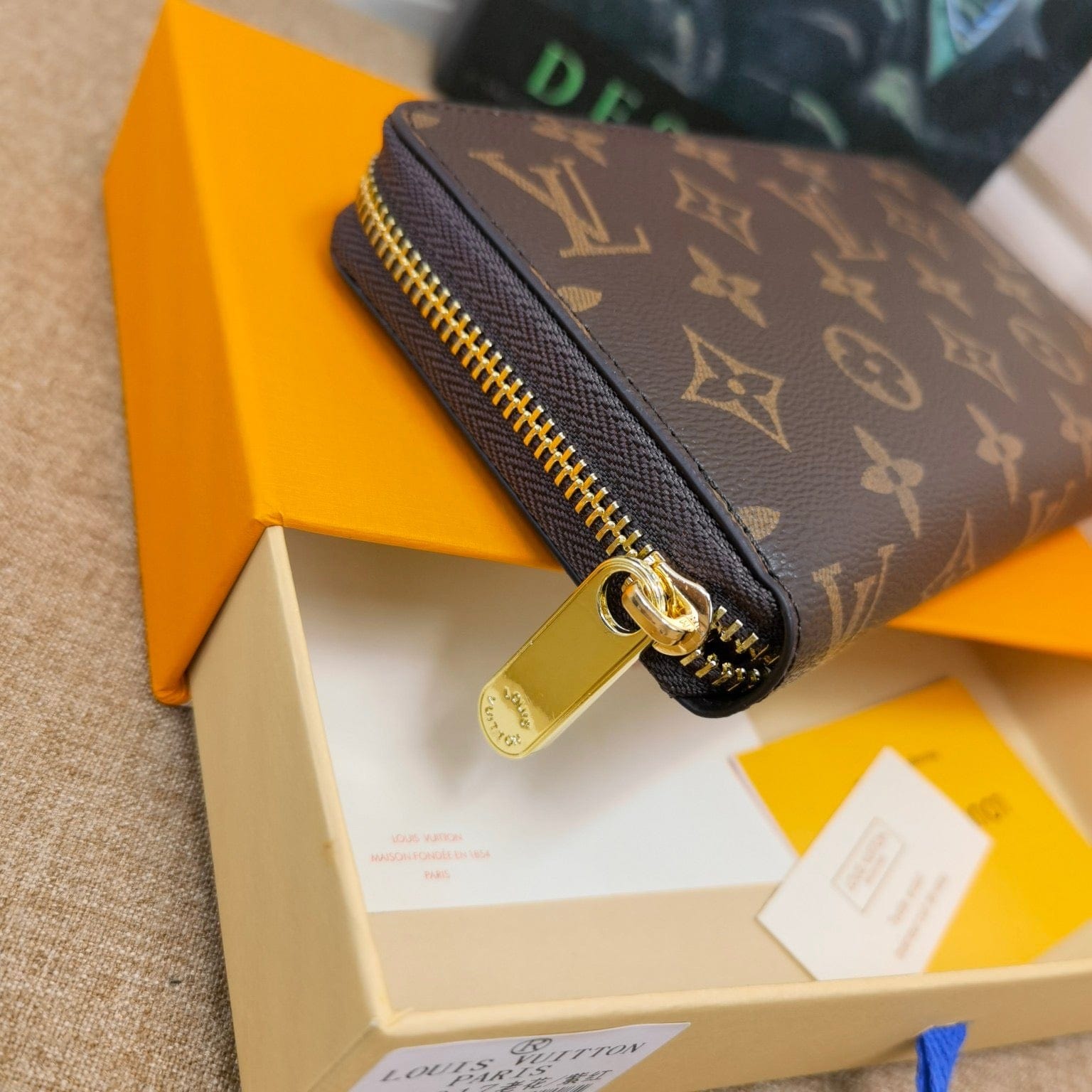 Tunde Store Louis Vuitton Leather Zipper Wallet