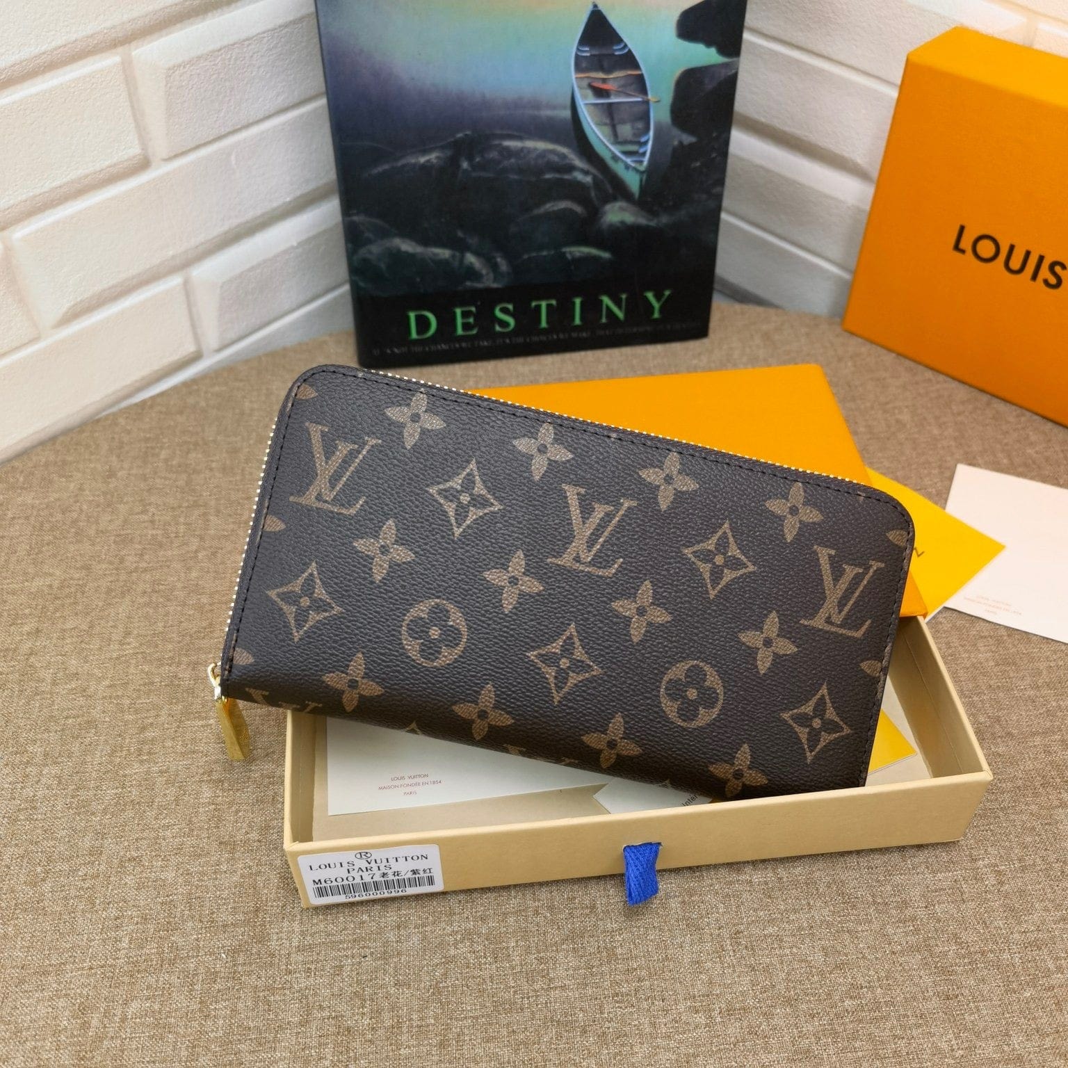 Tunde Store Louis Vuitton Leather Zipper Wallet