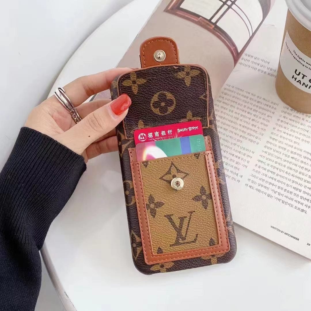 Tunde Store Louis Vuitton Luxury iPhone 15 Wallet Case: A Touch of Refined Elegance