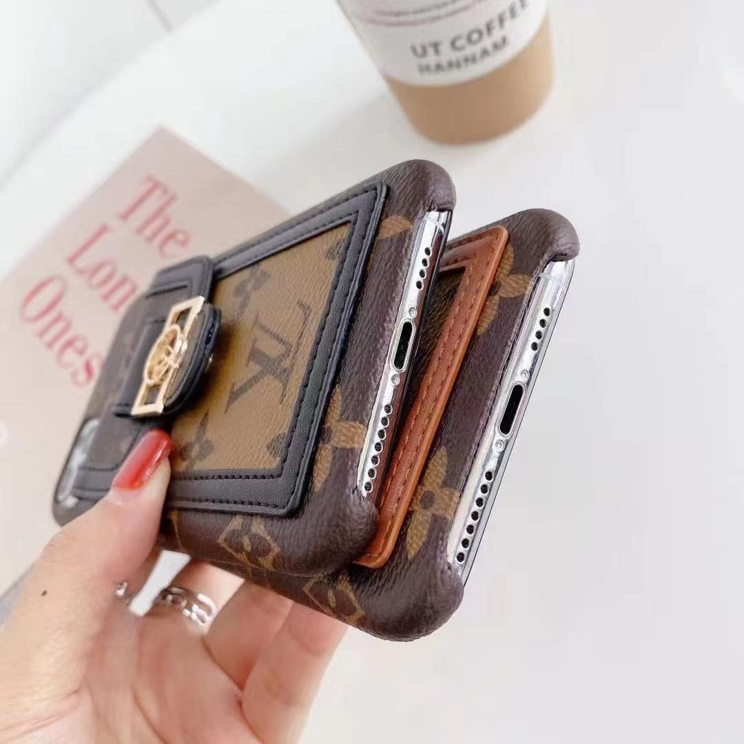Tunde Store Louis Vuitton Luxury iPhone 15 Wallet Case: A Touch of Refined Elegance