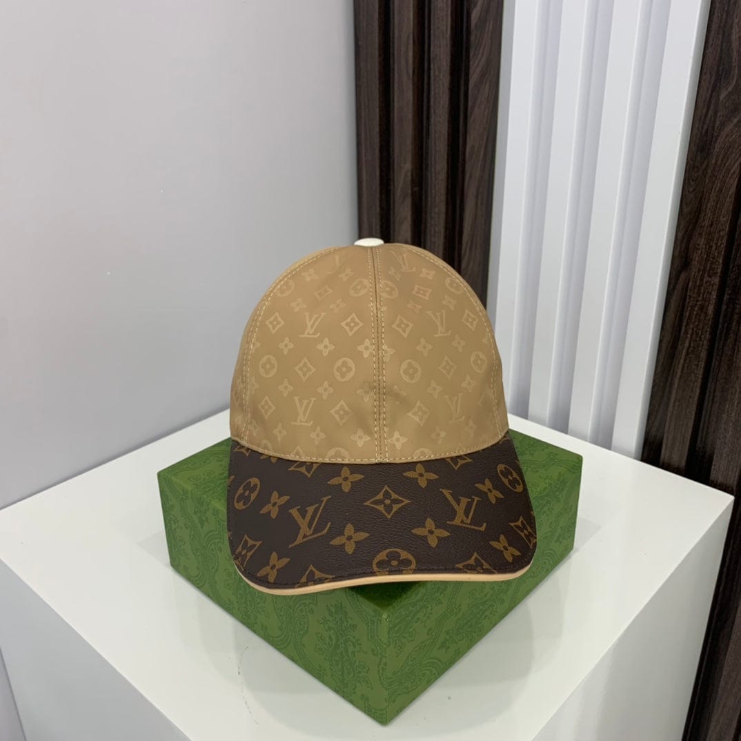 Tunde Store Louis Vuitton Monogram Bi-Color Cap