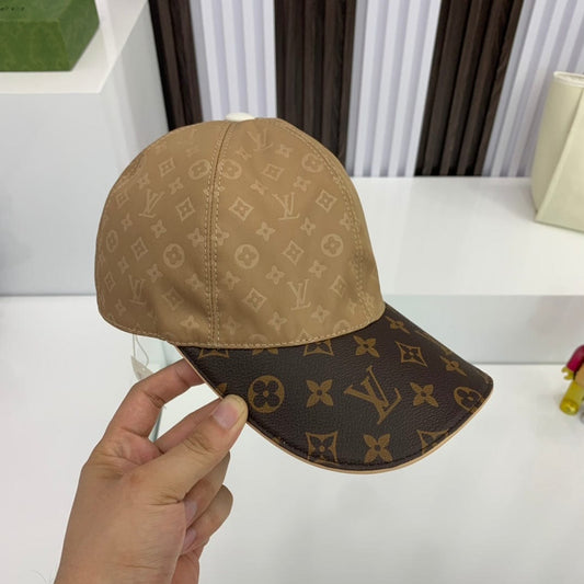 Tunde Store Louis Vuitton Monogram Bi-Color Cap