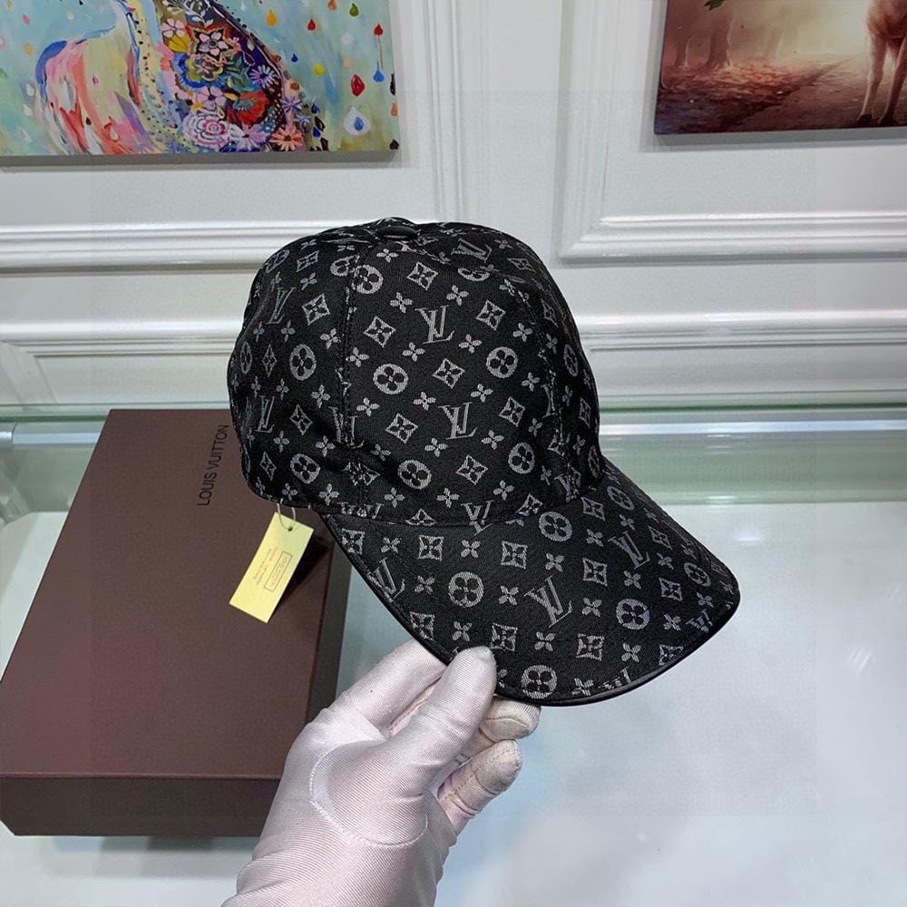 Tunde Store Louis Vuitton Monogram Patterned Black Cap - Classic Louis Vuitton Style Cap