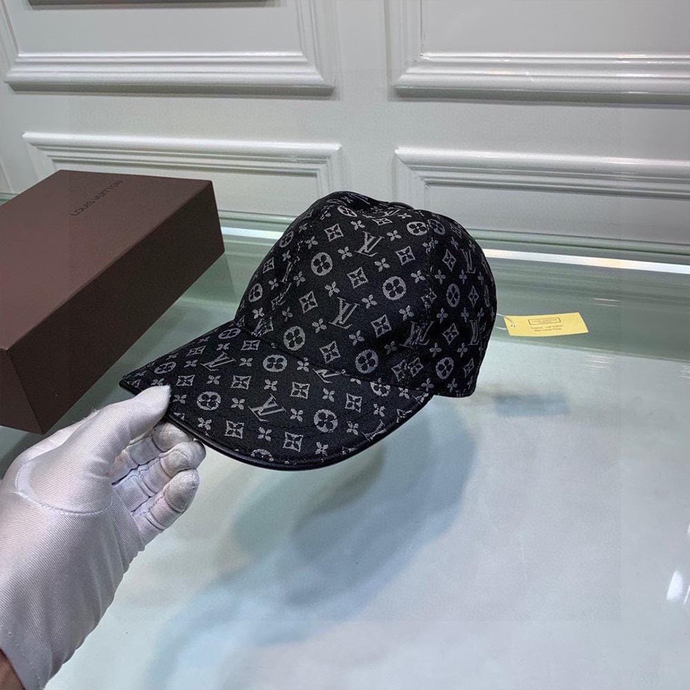 Tunde Store Louis Vuitton Monogram Patterned Black Cap - Classic Louis Vuitton Style Cap