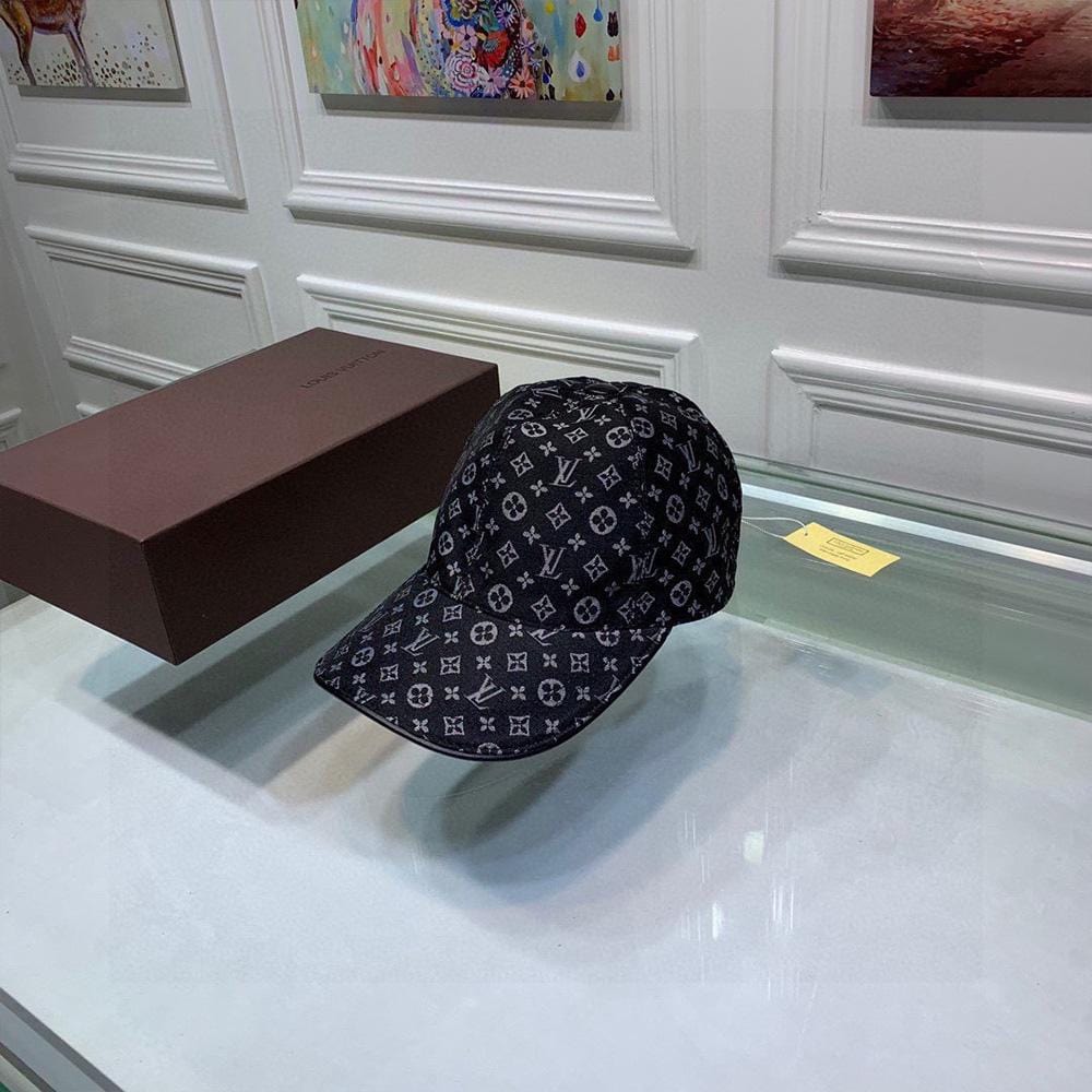Tunde Store Louis Vuitton Monogram Patterned Black Cap - Classic Louis Vuitton Style Cap