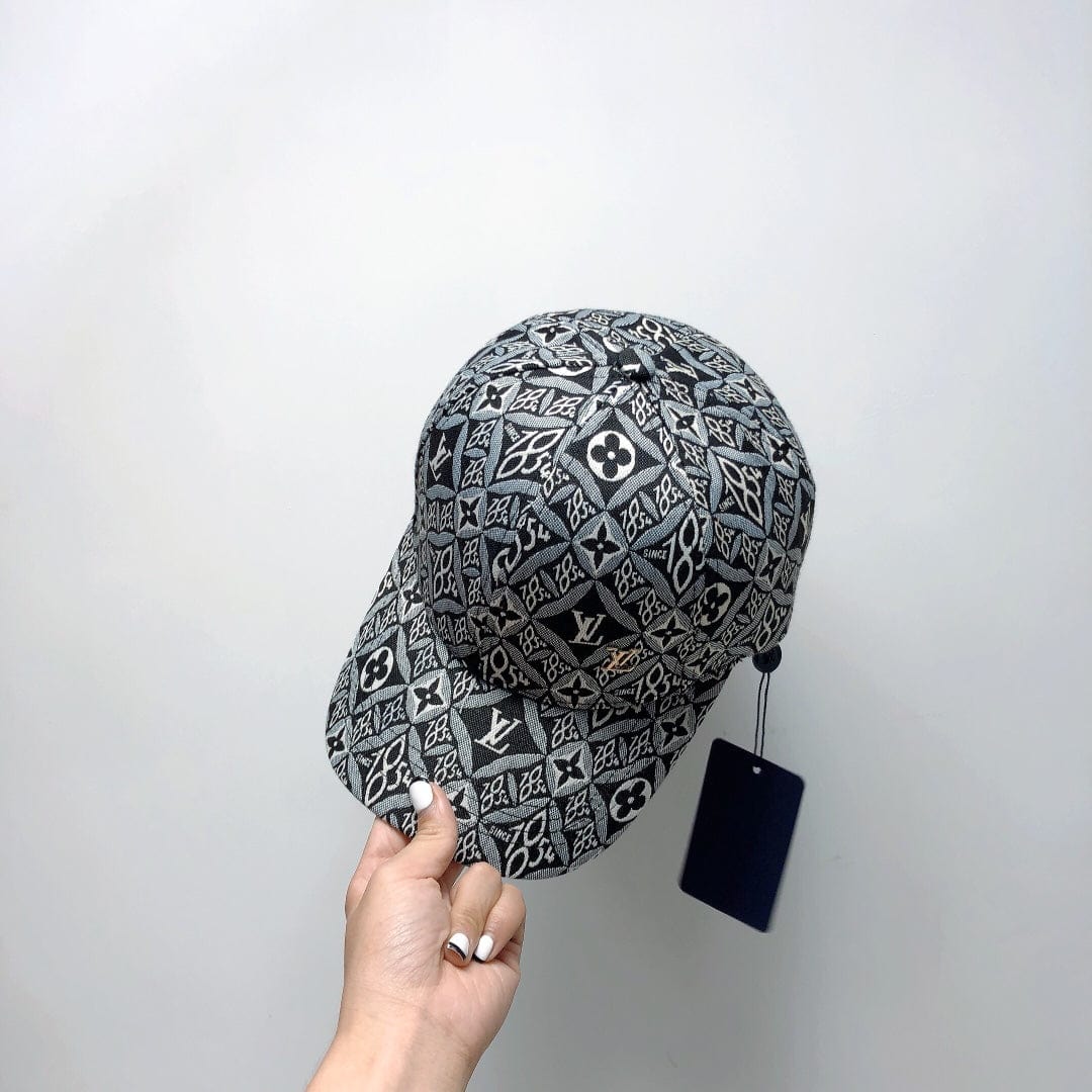 Tunde Store Louis Vuitton Signature Monogram Cap in Black and White