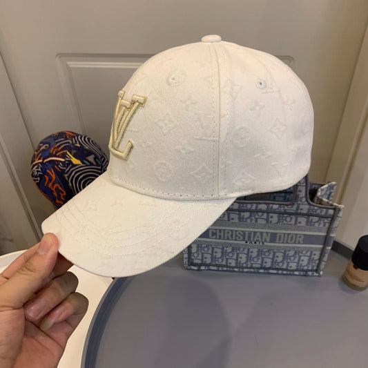 Tunde Store Louis Vuitton White Gold Monogram Cap