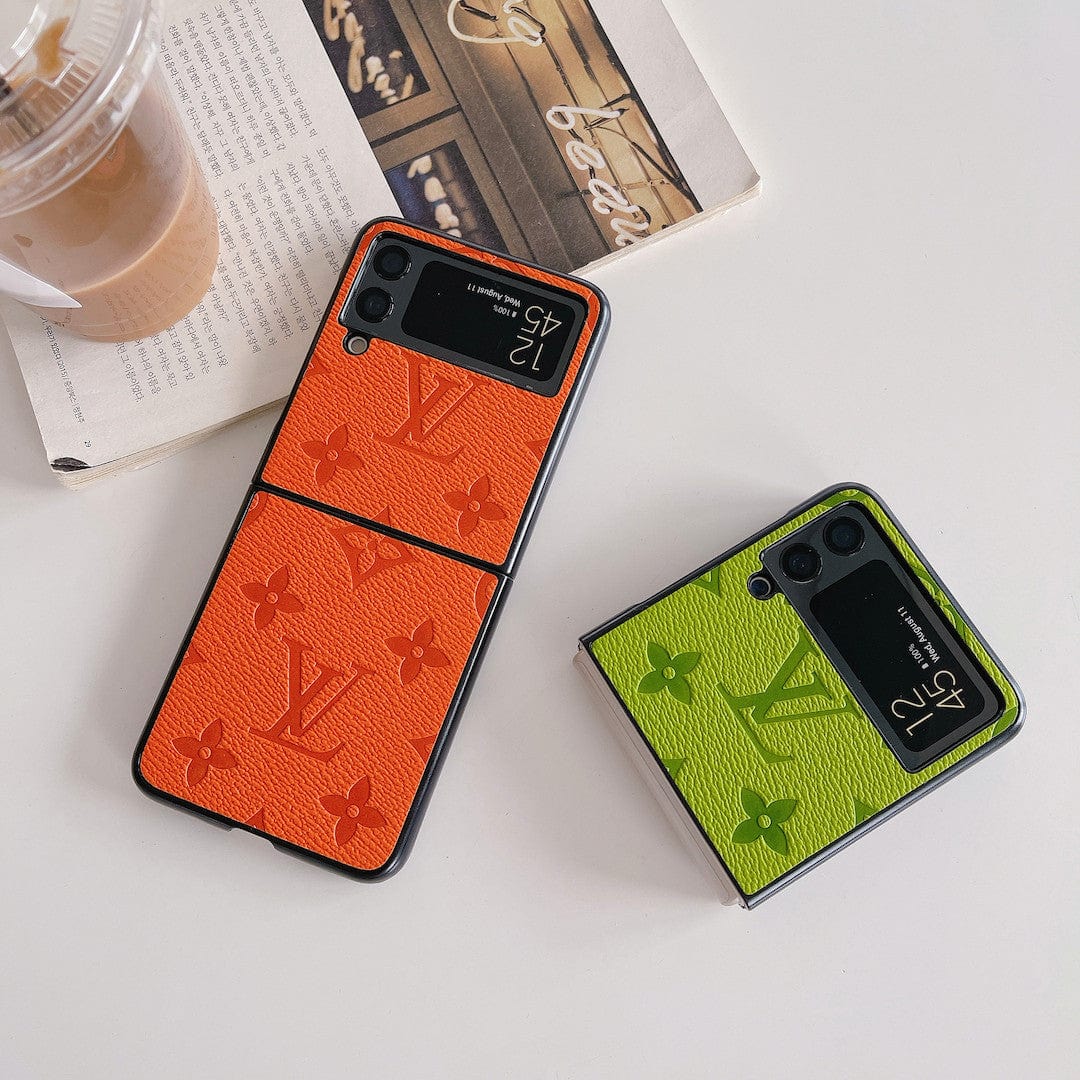 Tunde Store Louis Vuitton Z Flip Phone Cases | Luxurious Craftsmanship with Black Frame