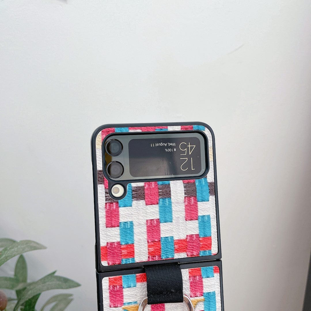 Tunde Store Louis Vuitton Z Flip Phone Cases with Ring Holder | Striking Luxurious Craftsmanship