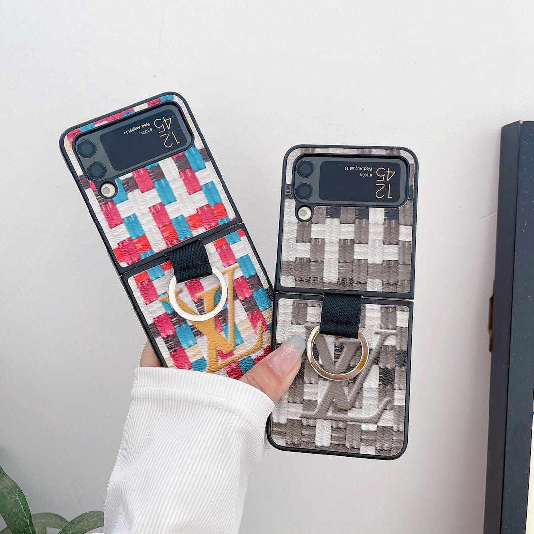 Tunde Store Louis Vuitton Z Flip Phone Cases with Ring Holder | Striking Luxurious Craftsmanship
