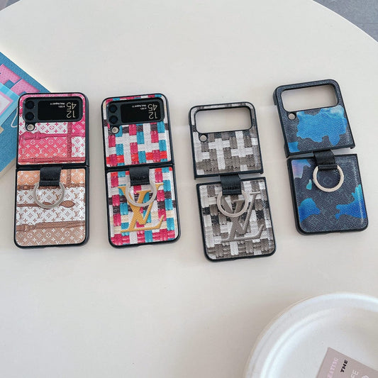 Tunde Store Louis Vuitton Z Flip Phone Cases with Ring Holder | Striking Luxurious Craftsmanship