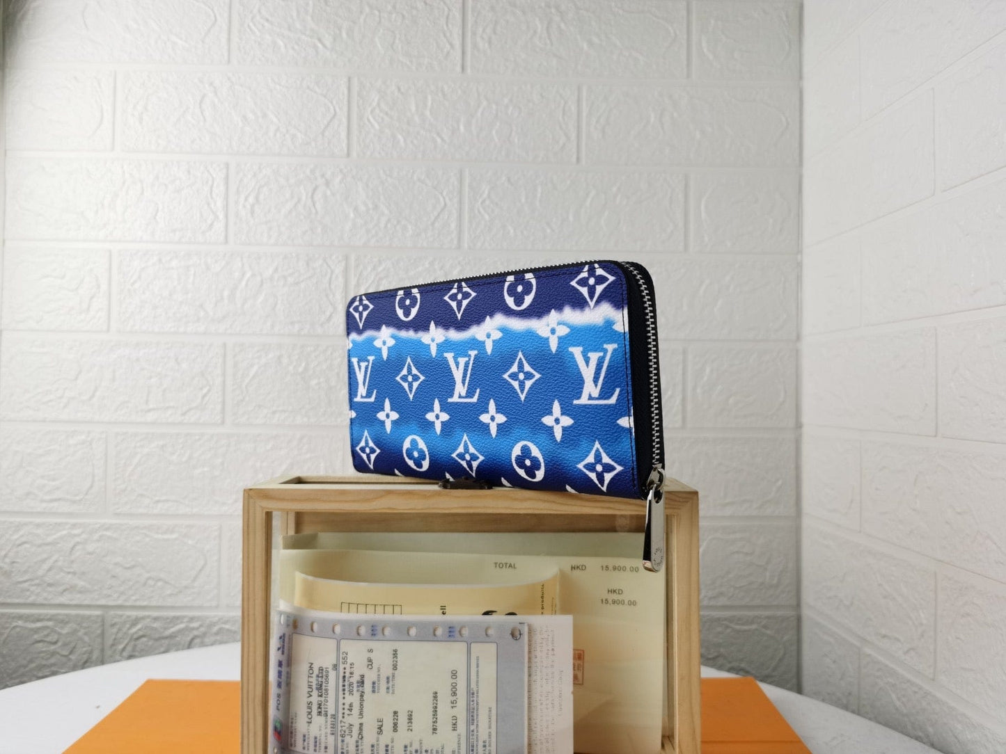 Tunde Store MultiColor Louis Vuitton Leather Zipper Wallet