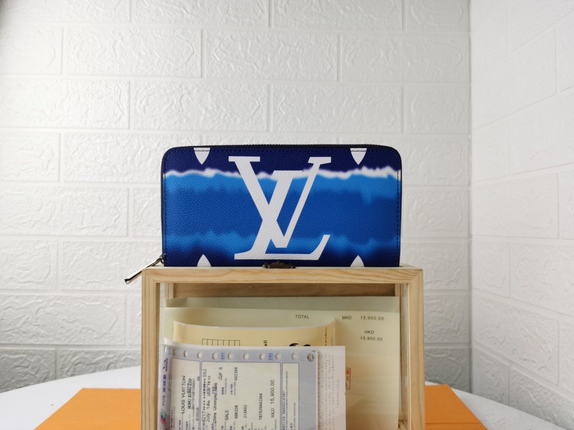 Tunde Store MultiColor Louis Vuitton Leather Zipper Wallet