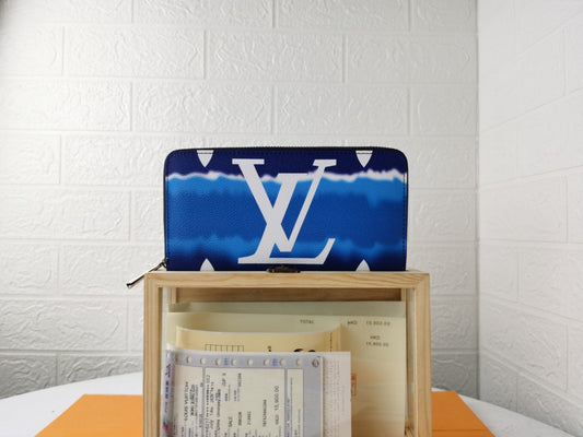 Tunde Store MultiColor Louis Vuitton Leather Zipper Wallet