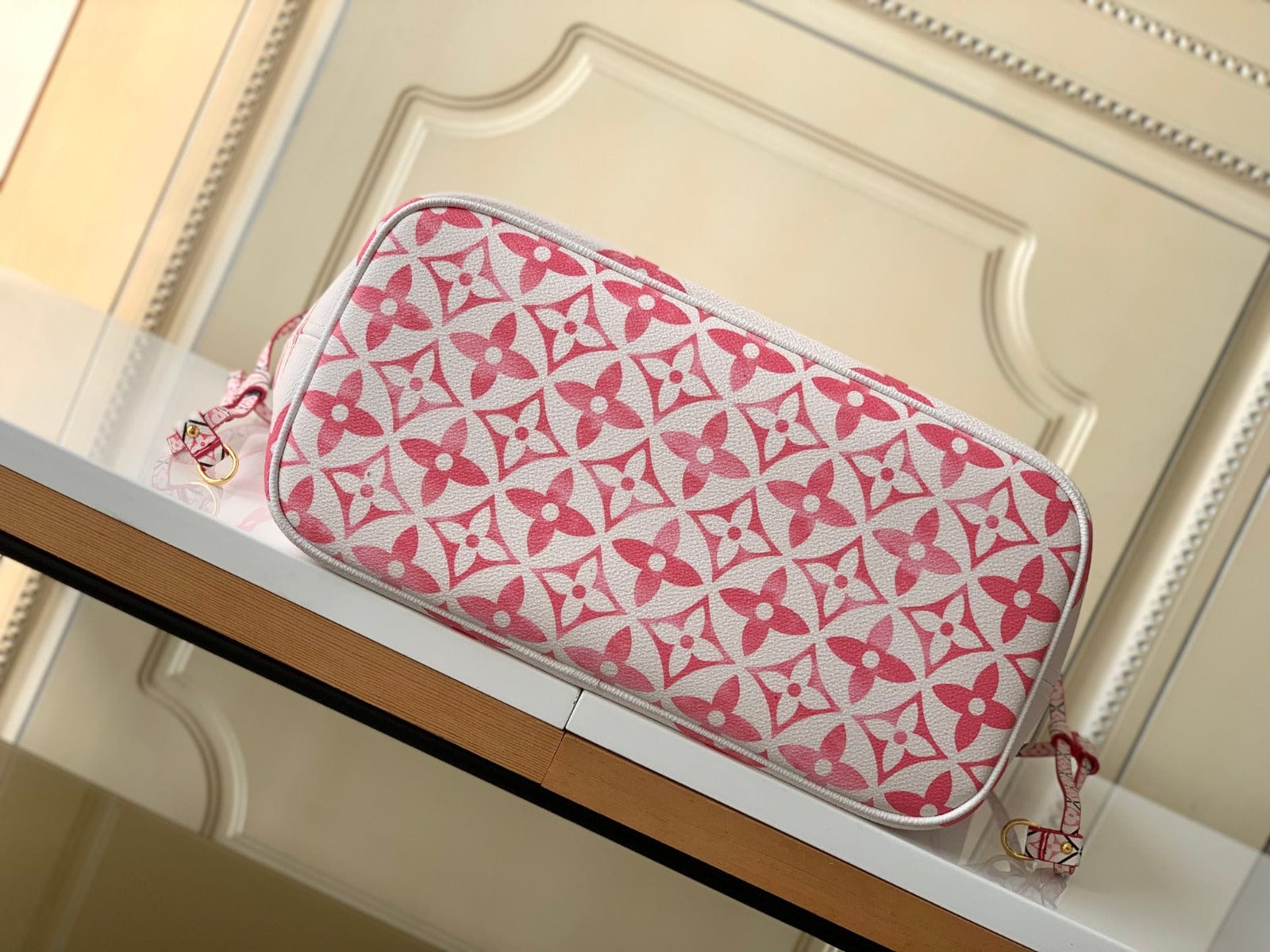 Tunde Store Pink Louis Vuitton Leather Handbag