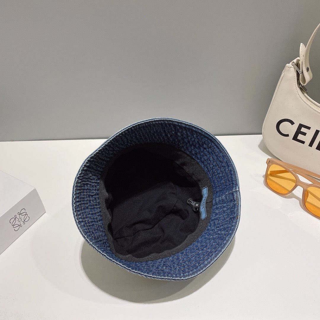 Tunde Store Prada Re-Nylon Bucket Hat for women- Sustainable Style and Versatile Design