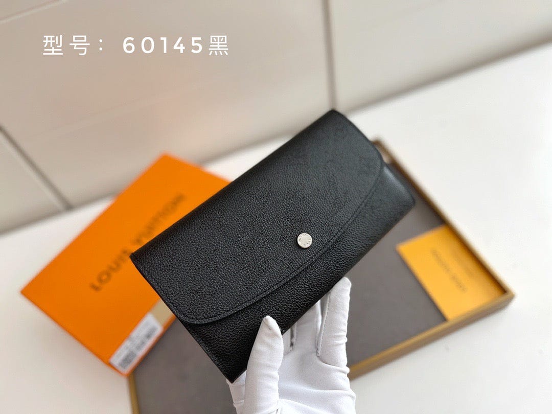 Tunde Store Rose Ballerine Louis Vuitton Wallet