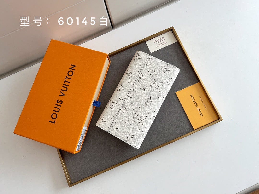 Tunde Store Rose Ballerine Louis Vuitton Wallet