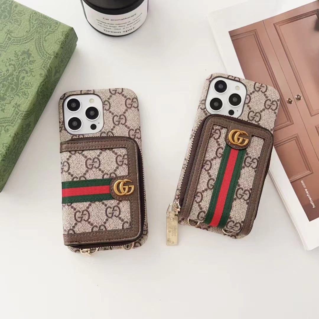 Tunde Store Your Everyday Carry with the Gucci Ophidia iPhone 16 Wallet Case