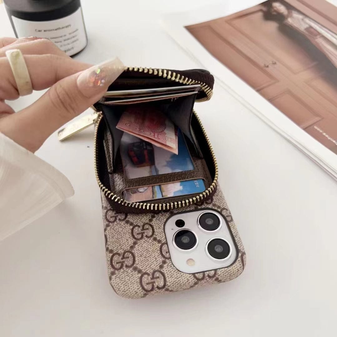 Tunde Store Your Everyday Carry with the Gucci Ophidia iPhone 16 Wallet Case